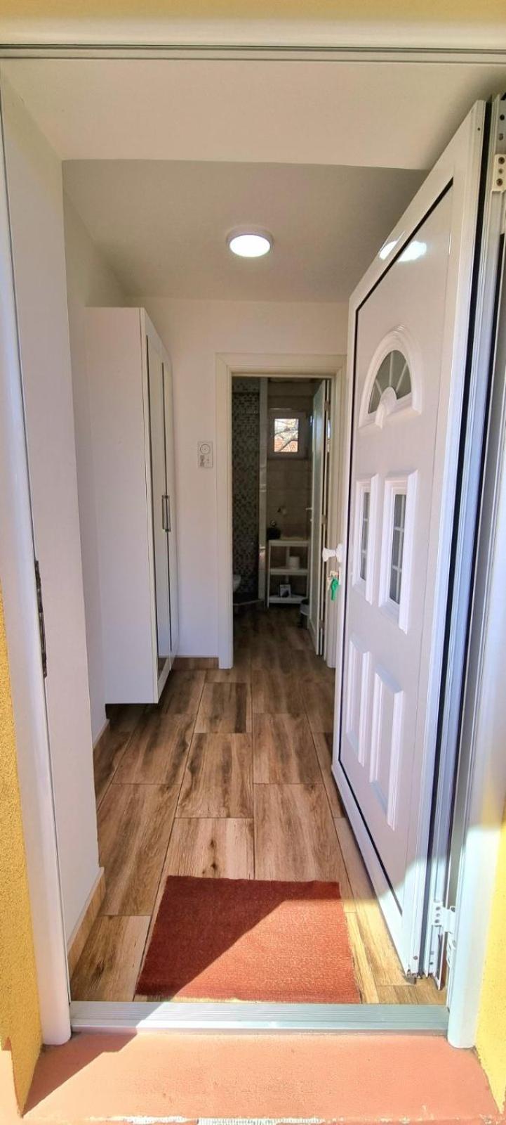 "My Life" Luxury River Apartments Ni Dış mekan fotoğraf