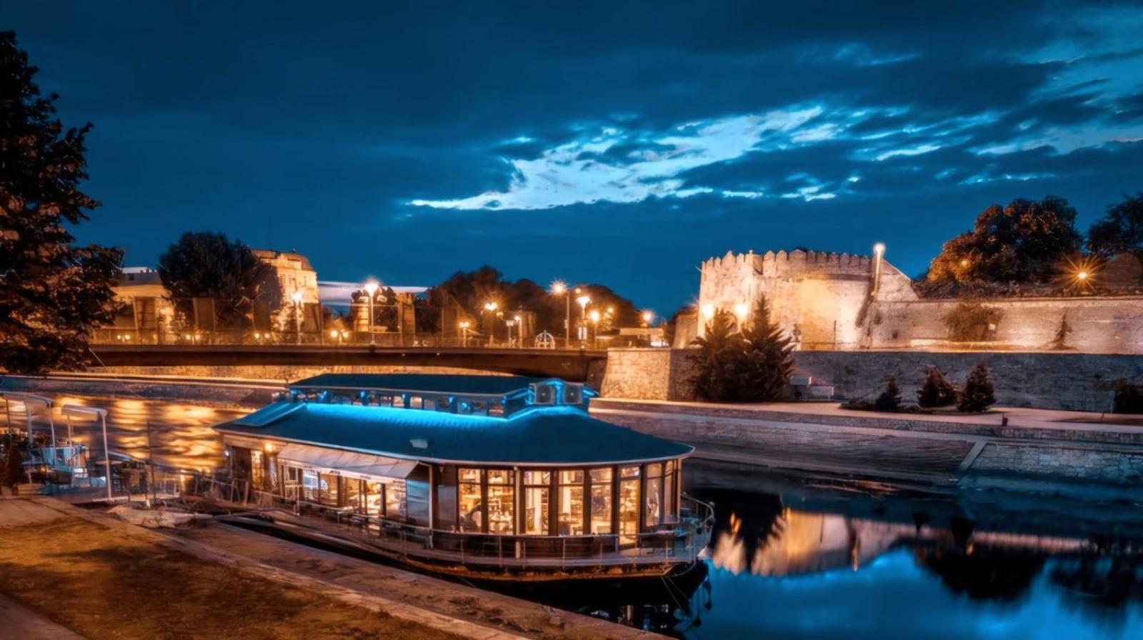 "My Life" Luxury River Apartments Ni Dış mekan fotoğraf